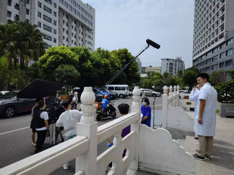松桃广告片拍摄公司低成本实现高规格制作的诀窍